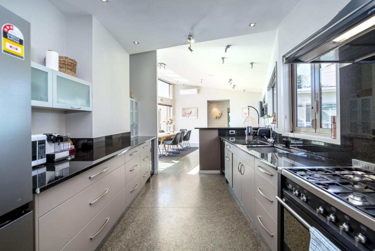 Paradise On Campbell Martinborough Exterior foto